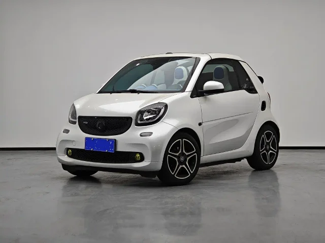 Smart fortwo 0.9T 66 kW Convertible Ultimate Edition