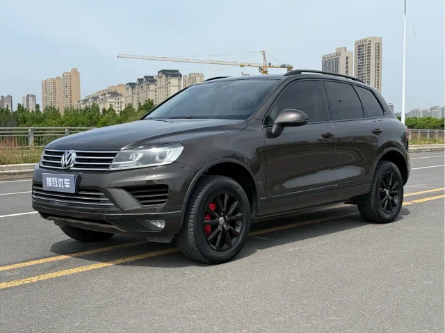 Volkswagen Touareg 3.0TSI Standard Config Type