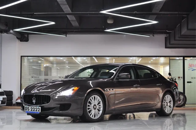 Maserati Quattroporte 3.0T Standard Type