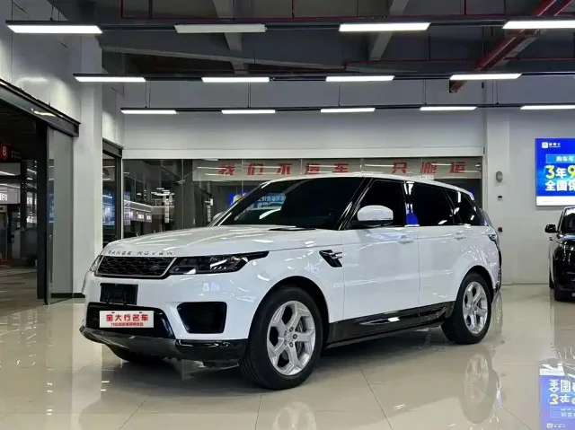 Land Rover Range Rover Sport PHEV P400e