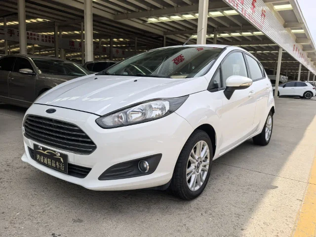 Ford Fiesta Hatchback 1.5L Auto Fashion Type