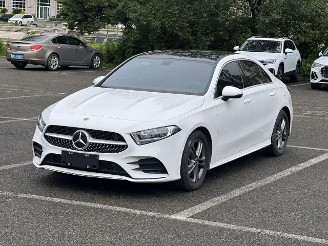 Mercedes-Benz A-Class Facelift A 180 L Sport Sedan