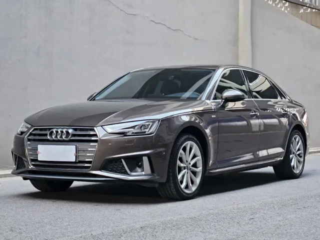 Audi A4L 40 TFSI Fashion Type China VI