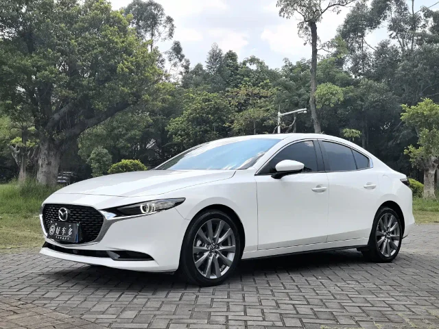 Mazda 3 Axela 2.0L Auto Quality Shine Edition