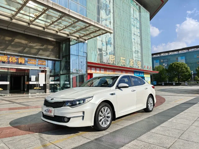Kia K5 2.0L Auto GLS