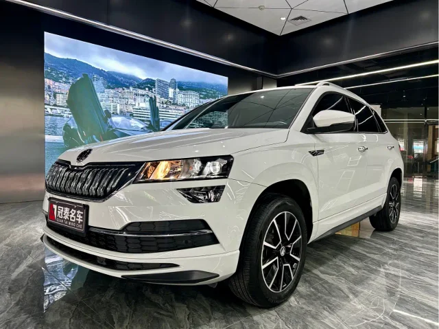 Skoda Karoq TSI280 Premium Edition