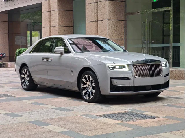 Rolls-Royce Ghost 6.7T Standard Wheelbase Edition