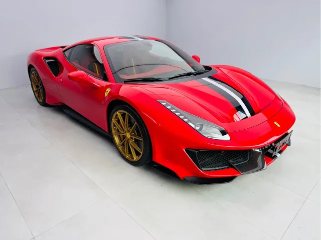 Ferrari 488 488 Pista