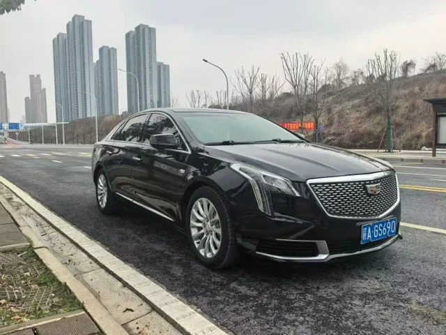 Cadillac XTS 28T Tech Type