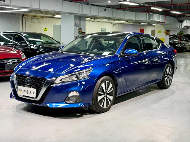 Nissan Teana 2.0L XL Upper Smart Drive Edition