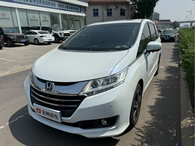 Honda Odyssey 2.4L Supreme Edition