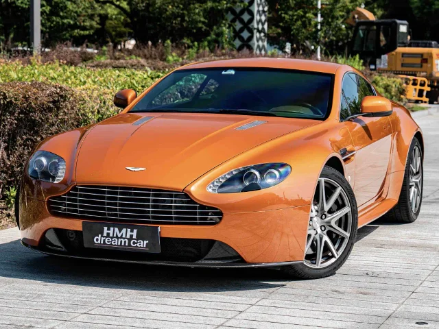 Aston Martin V8 Vantage 4.7L S Coupe