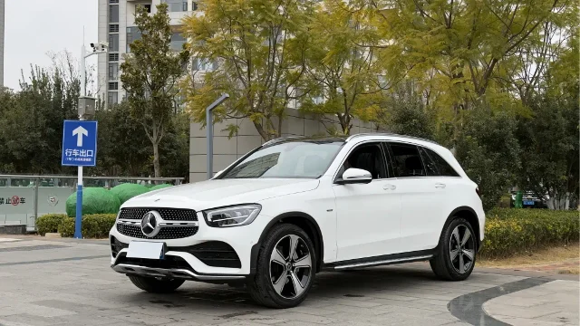 Mercedes-Benz GLC Facelift GLC 300 L 4MATIC Dynamic Type Treasure Edition