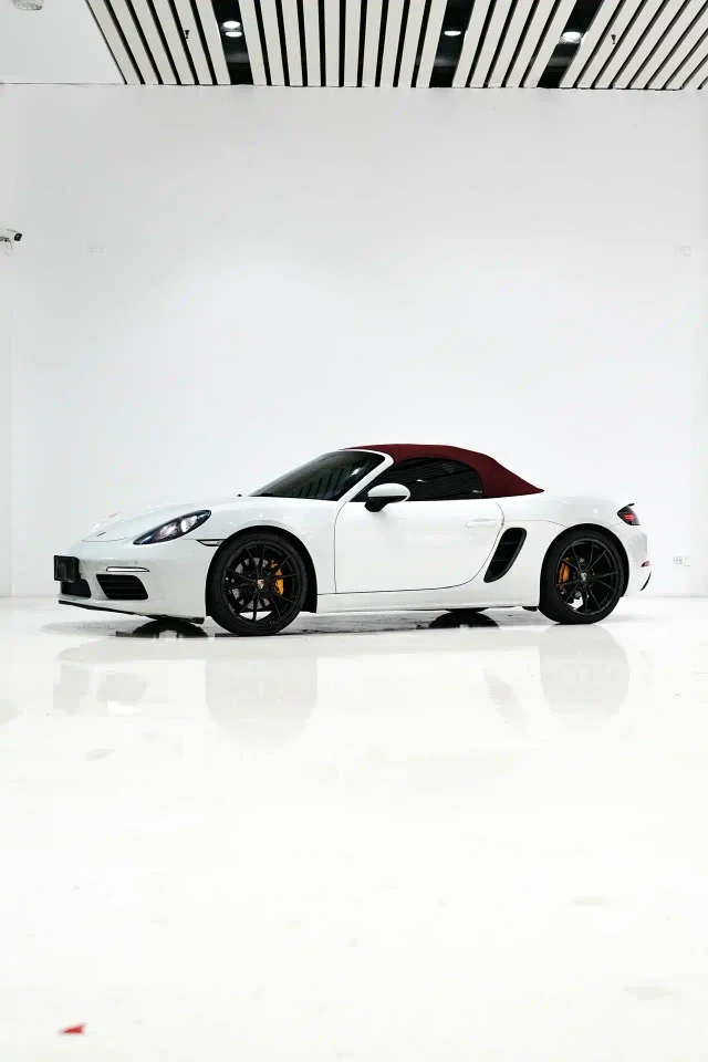 Porsche 718 Boxster 2.0T