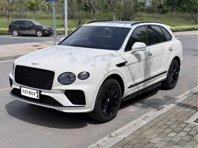 Bentley Bentayga 4.0T V8
