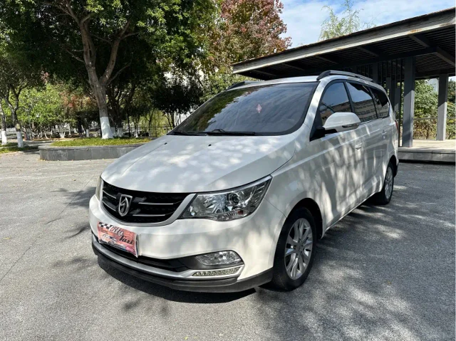 Baojun 730 1.5L Manual Value Type 7 seats China V
