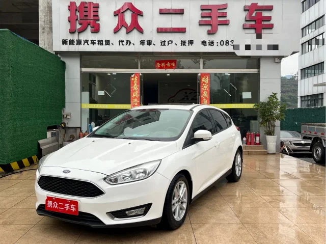 Ford Focus Hatchback EcoBoost 125 Auto Super Elegant Type Smart Drive Edition
