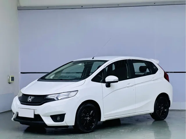 Honda Fit 1.5L SE CVT Fashion Type