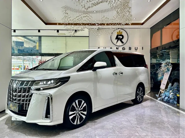 Toyota Alphard 3.5L Luxury Edition