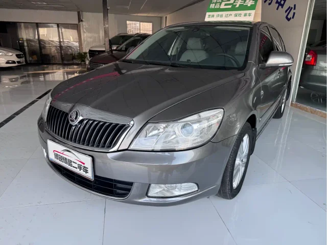 Skoda Octavia 1.8TSI DSG Comfort Handsome Edition