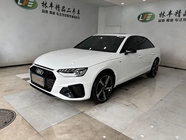 Audi A4L 2 Million Units Delight Edition 40 TFSI Luxury Dynamic Type