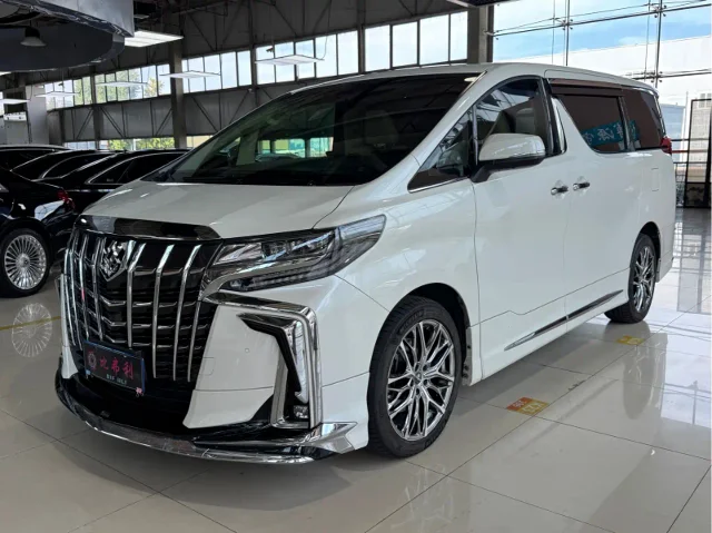 Toyota Alphard Facelift 3.5L Luxury Edition