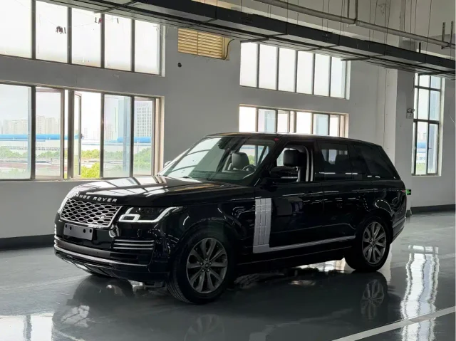 Land Rover Range Rover 3.0 SC V6 Vogue