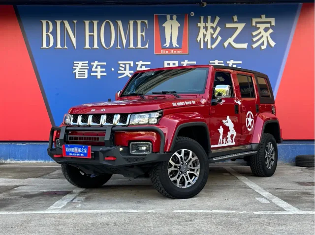 Beijing Off-Road BJ40 2.0T Auto 4WD City Hunter Edition Knight Type