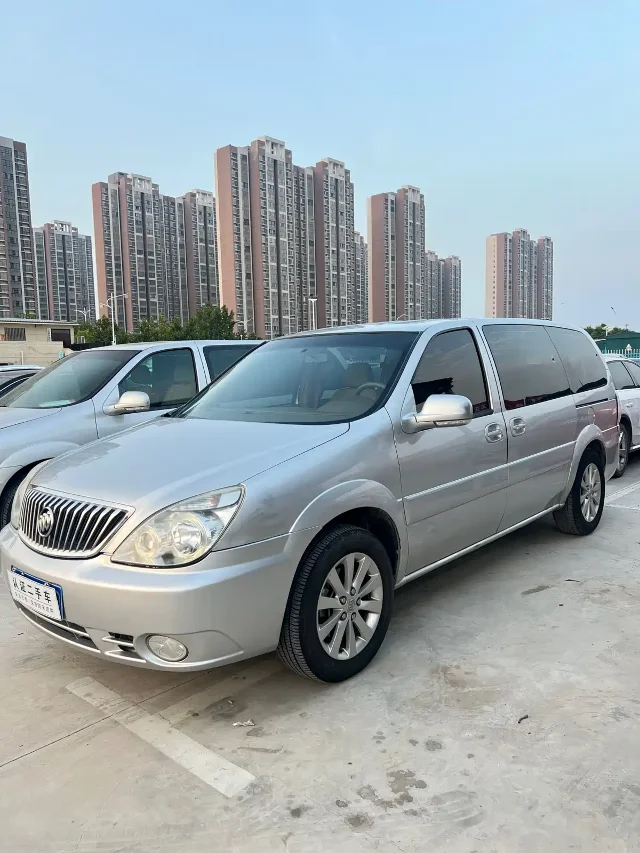 Buick GL8 2.4L Classic Edition