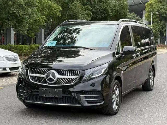 Mercedes-Benz Vito 2.0T Business Edition 7 seats