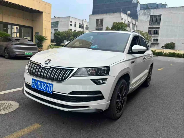 Skoda Karoq TSI280 Premium Edition