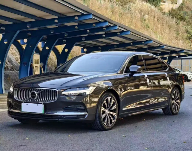 Volvo S90 PHEV T8 E Drive Hybrid Smart Leisure Luxury Edition