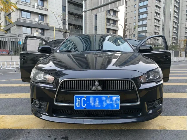 Mitsubishi Lancer EX Fashion Edition 1.8L CVT Luxury Type