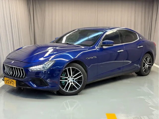 Maserati Ghibli 3.0T Standard Edition