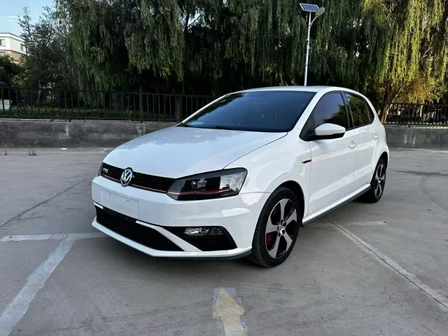 Volkswagen Polo 1.4TSI GTI