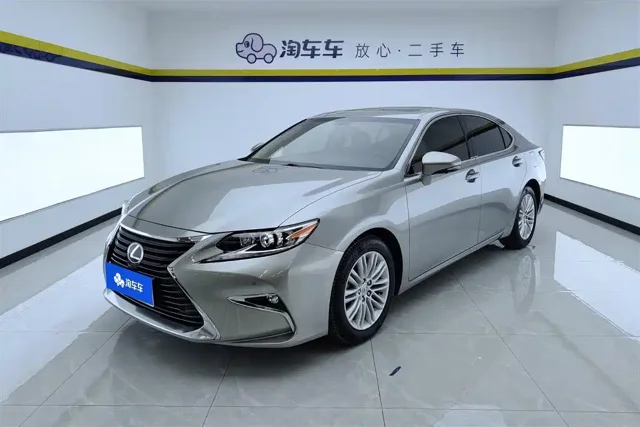 Lexus ES 200 Elite Edition