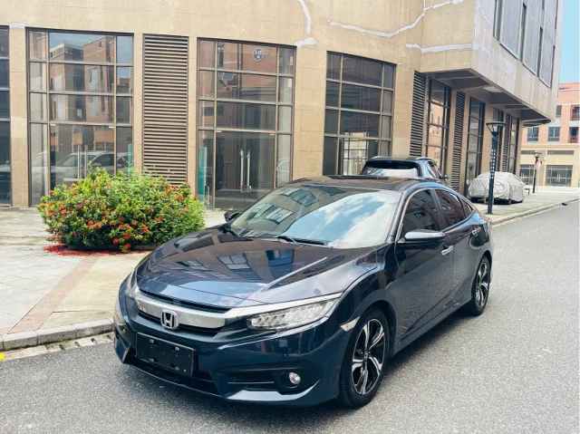 Honda Civic 220TURBO CVT Premium Edition