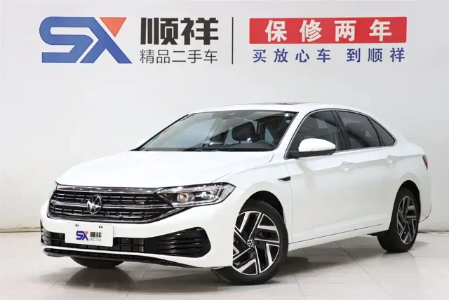 Volkswagen Sagitar 300TSI DSG Beyond Edition