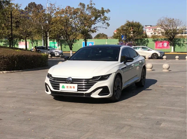 Volkswagen CC 380TSI Eye-catching Edition