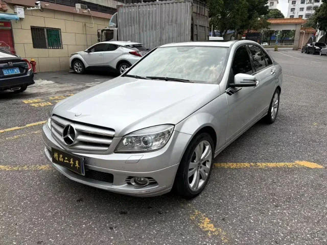 Mercedes-Benz C-Class C 200K Standard Type