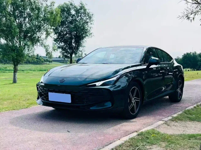 MG MG7 1.5T 300 DCT Luxury Edition