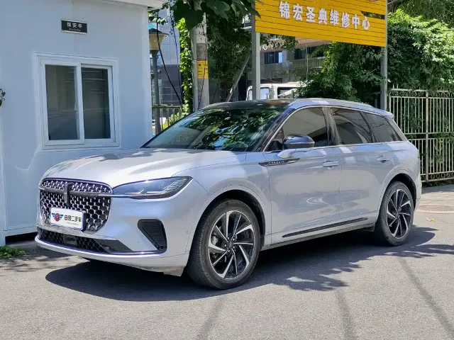Lincoln Corsair 2.0T 4WD Premium Shine Edition