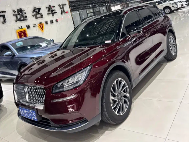 Lincoln Corsair 2.0T 2WD Elegant Edition