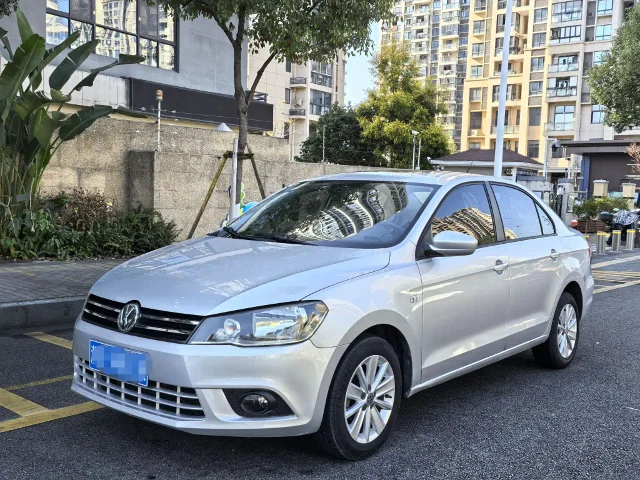 Volkswagen Jetta 1.6L Auto Luxury Type