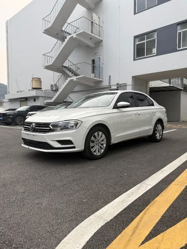 Volkswagen Bora Bora · Legend 1.5L Auto Fashion Type China VI