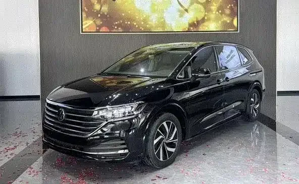 Volkswagen Viloran 380TSI Premium Speed Edition