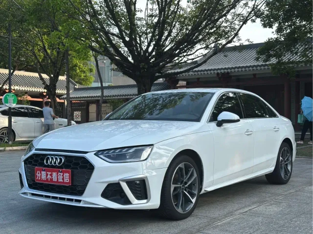 Audi A4L 40 TFSI Fashion Dynamic Type