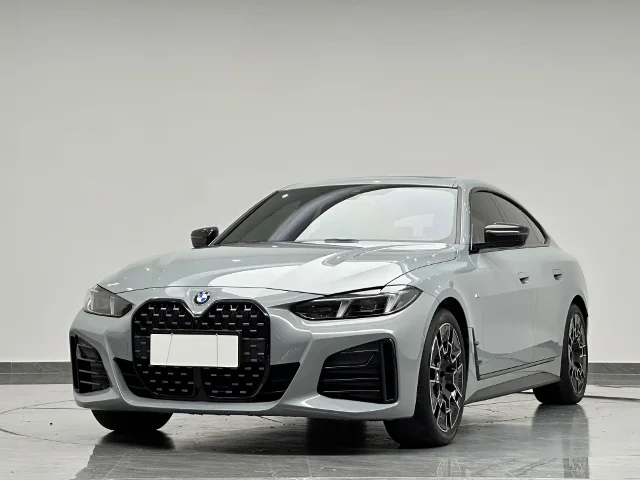BMW 4 Series 430i M Sport Night Package