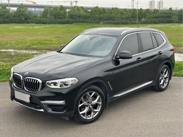 BMW X3 xDrive28i Luxury Package