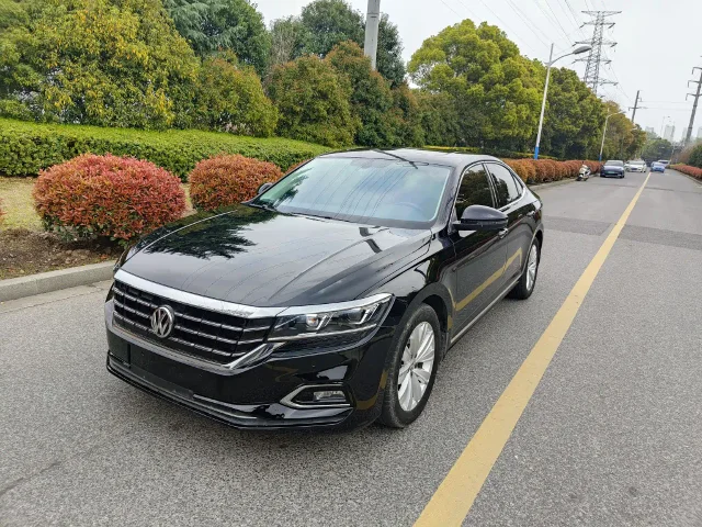 Volkswagen Passat 330TSI Elite Edition China VI